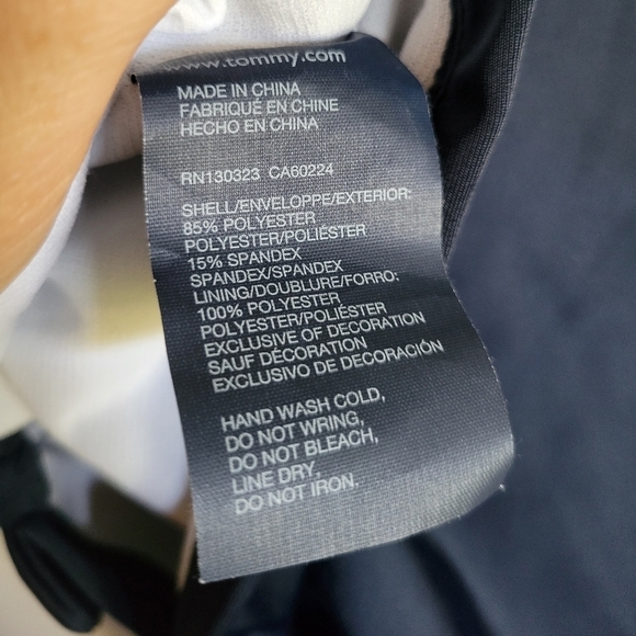 Tommy Hilfiger Girls' Long Sleeve Rashguard UPF 50+ Swimsuit Size XL - Picture 2 of 6